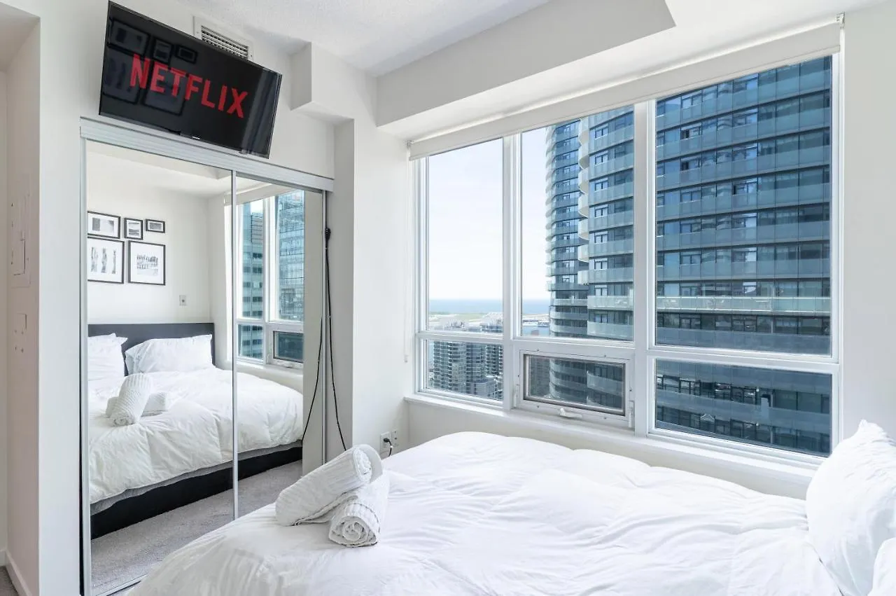 ****  Aparthotel Beautiful Modern Toronto Luxurious Scotiabank Arena Canada